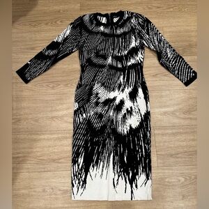 Karen Millen knit Black and White Women's Dress, size 3